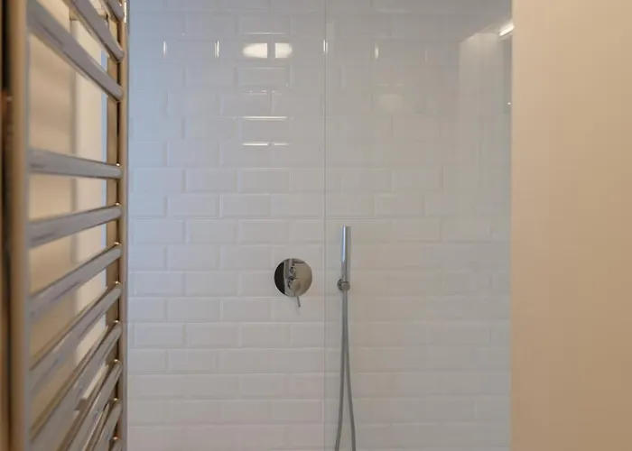 Flh Praca Comercio Stylish With Balcony *