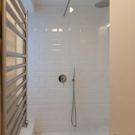 Flh Praca Comercio Stylish With Balcony *